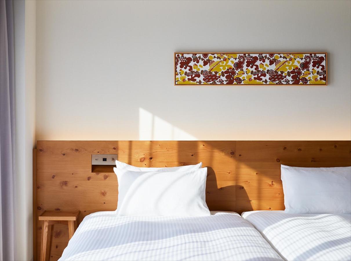 Strata Hotel
