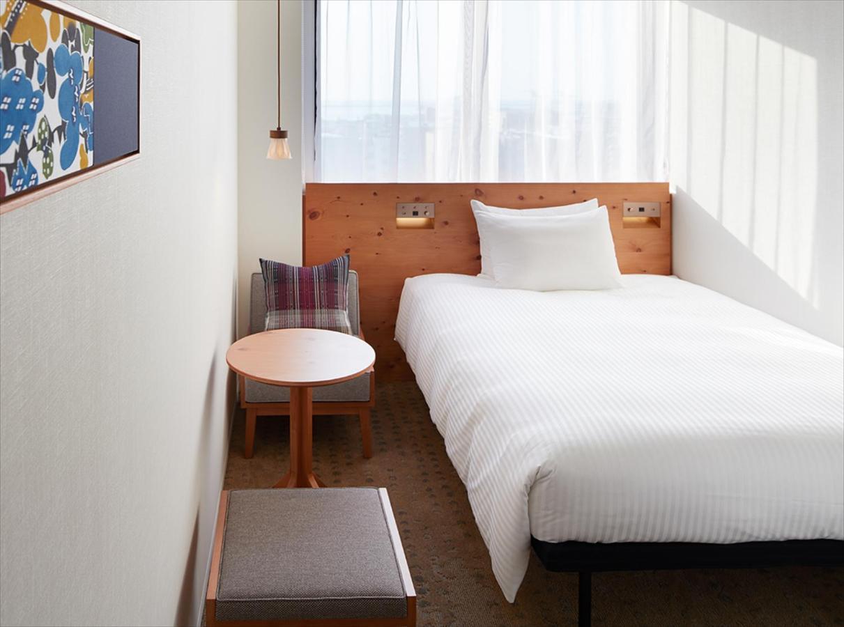 Strata 4* Naha
