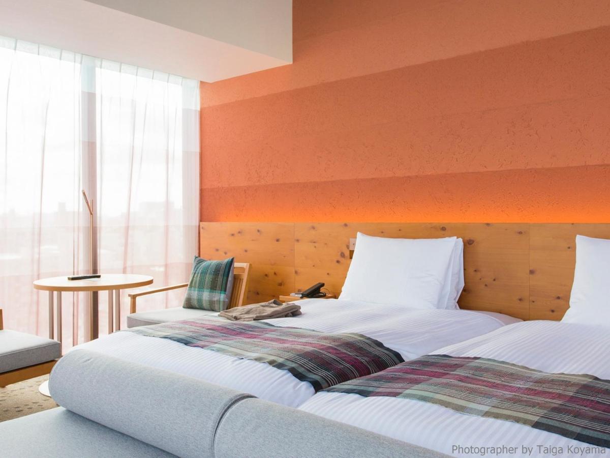 Hotel Strata 4*